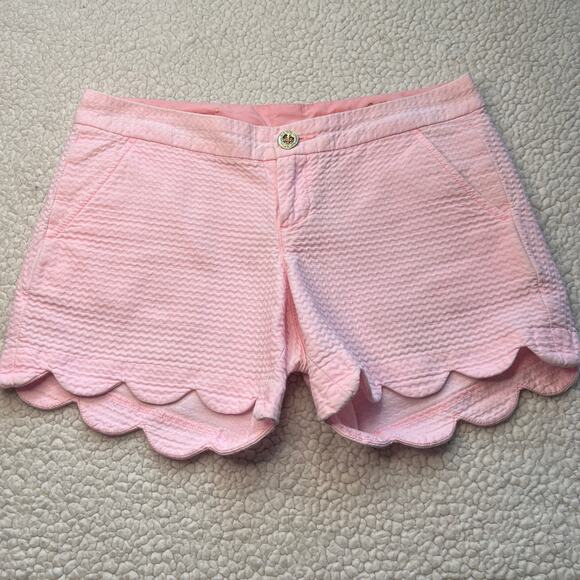 Lilly Pultizer Buttercup 100% Cotton Scalloped Pink Short 0 - Picture 1 of 9